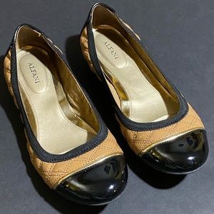 Color block Patent Leather Flats